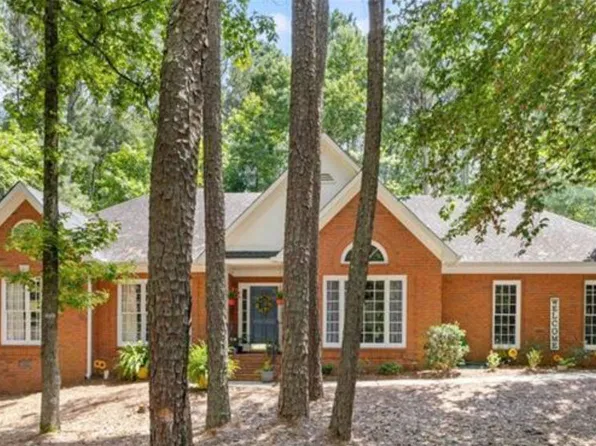 120 Lakeland Cir, Fayetteville, GA 30215