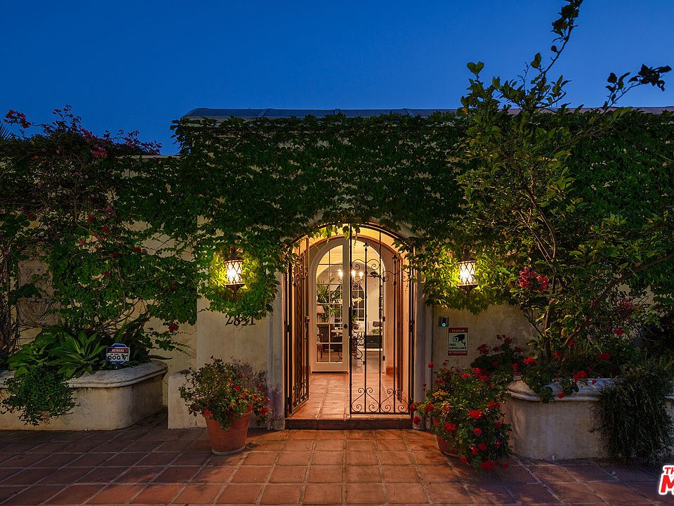 1st image of 2851 La Castana Dr