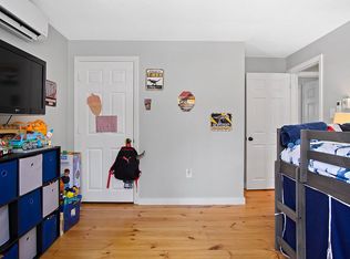 84 Wheeler St, Pepperell, MA 01463