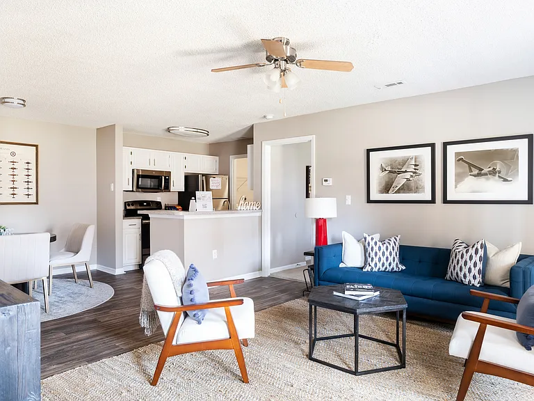 Galleria Park Apartments — Photo 16