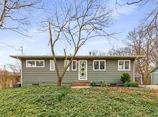 1704 Ridge Rd, Iowa City, IA 52245