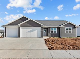 3140 S Weiler Rd, Kaukauna, WI 54130