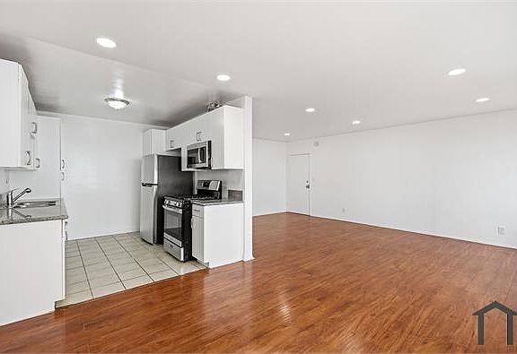 4th image of 956 Elden Ave APT 6