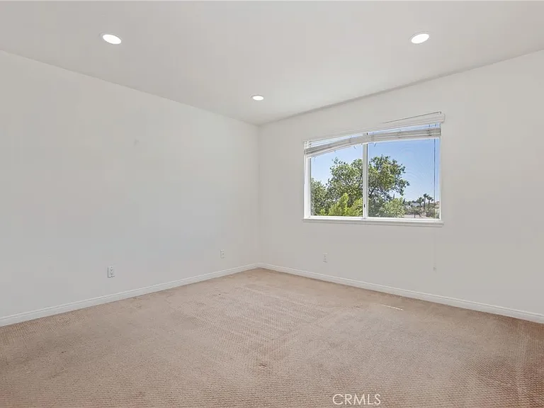 17830 Arvida Dr — Photo 32