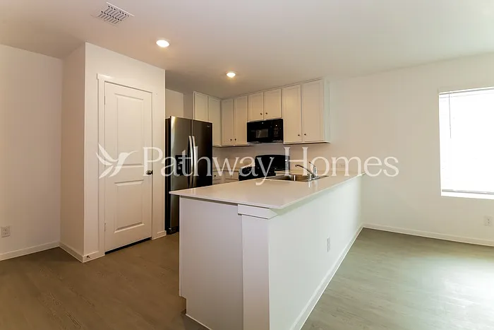 1535 Lanner Meadows Ln — Photo 7
