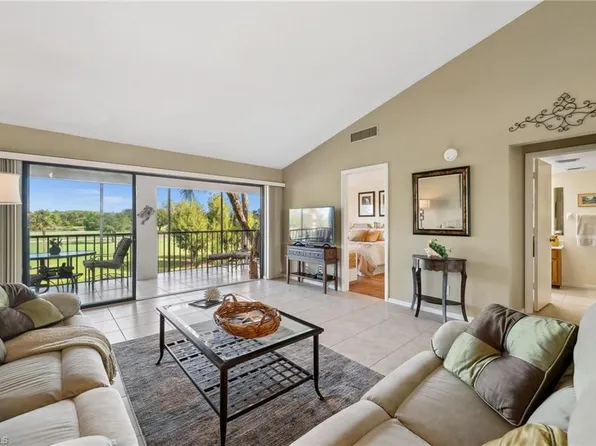 1786 Imperial Golf Course BLVD #B301, NAPLES, FL 34110