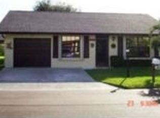 6225 Red Cedar Cir, Greenacres, FL 33463