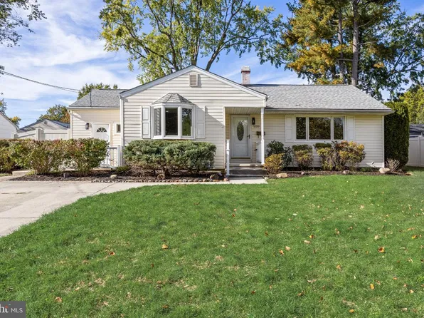 109 Winesap Rd, Cherry Hill, NJ 08003