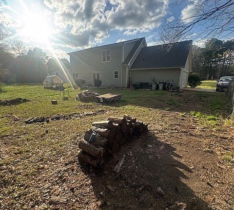 5th image of 35 Chestnut Dr