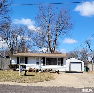 111 Orchard Ave, Pekin, IL, 61554