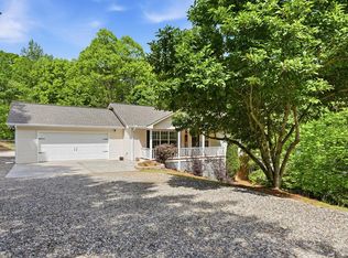 7616 Highland Oaks Dr, Young Harris, GA 30582