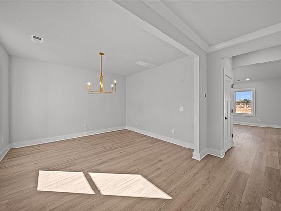 4th image of 136 Willoughby Way