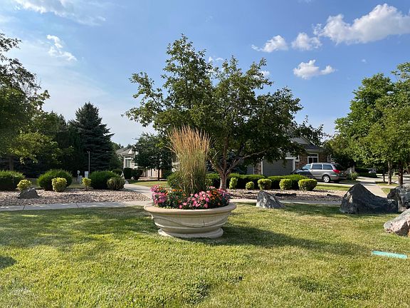 garden to right front of the house