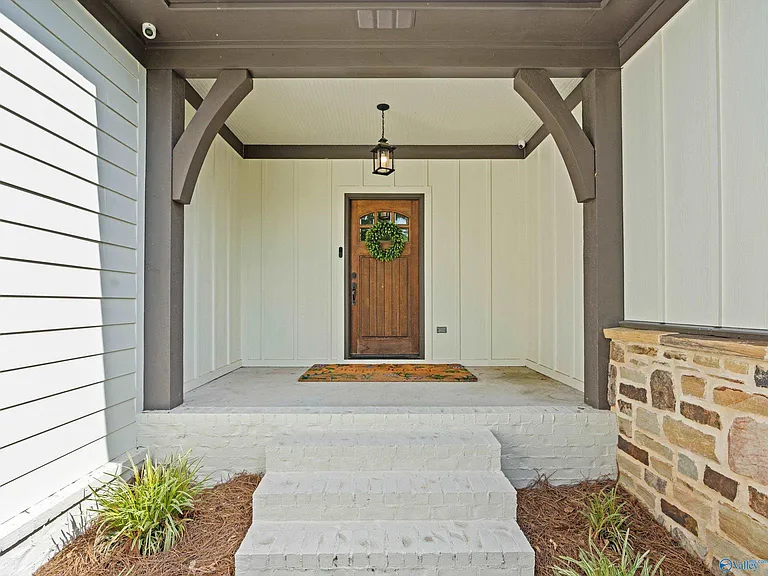 180 Greystone Pass — Photo 6