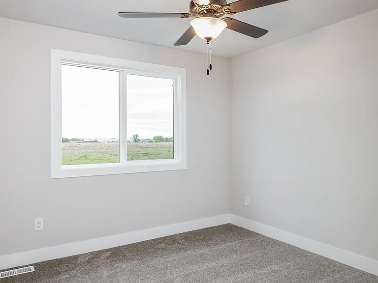 Hughes Century Crossing Townhomes — Photo 14