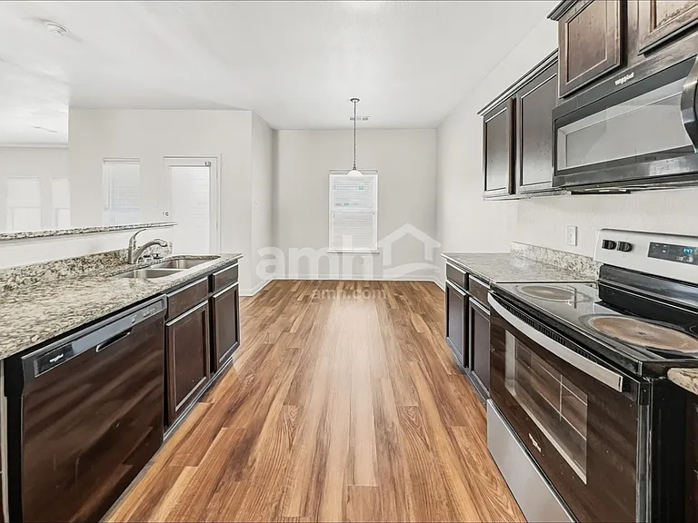 4709 Merchant Trl — Photo 4