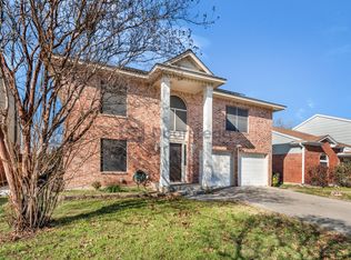 7721 Misty Ridge Dr N, Fort Worth, TX 76137