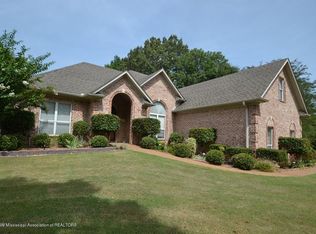3655 Spring Lakes Blvd, Olive Branch, MS 38654