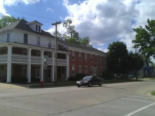 123 S 3rd St #6, Saint Charles, IL 60174