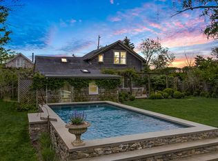 16 Redwood Rd, Sag Harbor, NY 11963