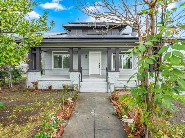 358 W 11th St, San Bernardino, CA 92410