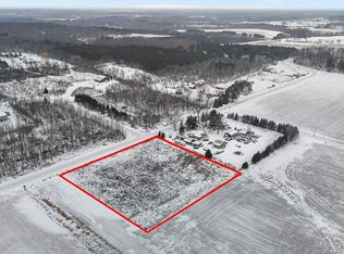 E7434 Doud Rd, Manawa, WI 54949