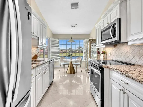 17287 Boca Club Blvd APT 8, Boca Raton, FL 33487