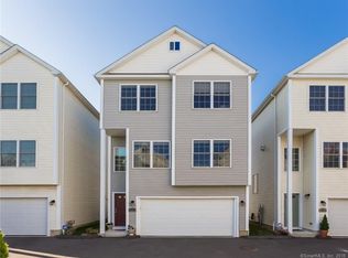 204 Wardwell St #4, Stamford, CT 06902
