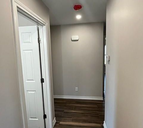 4th image of 151 E Landrum St
