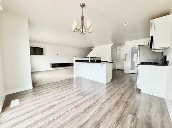 15122 S Gallant Dr, Bluffdale, UT 84065