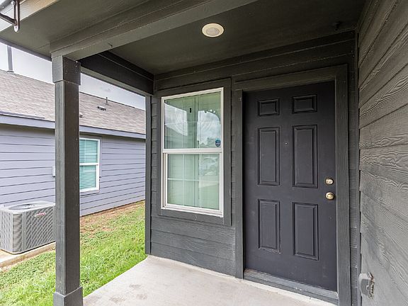 4th image of 7243 Meadow Acres