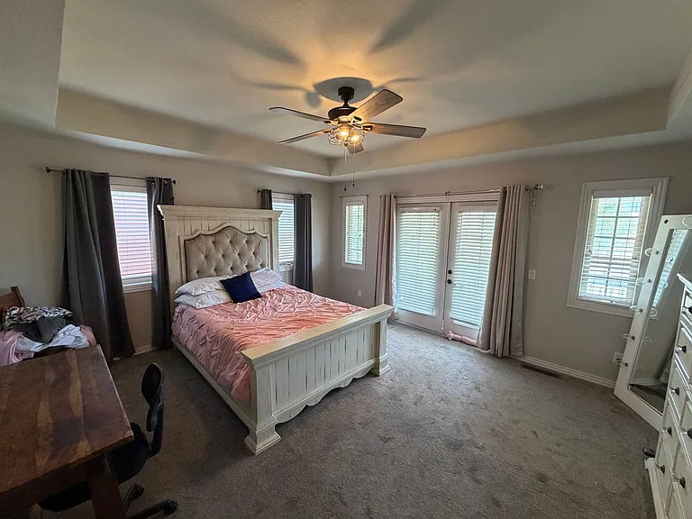 561 N Rupple Rd — Photo 18