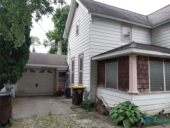 3rd image of 623 N Main St