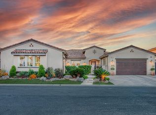 2480 E Course View Way, Fresno, CA 93730