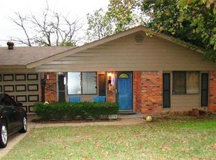 310 Franklin Dr, Euless, TX 76040