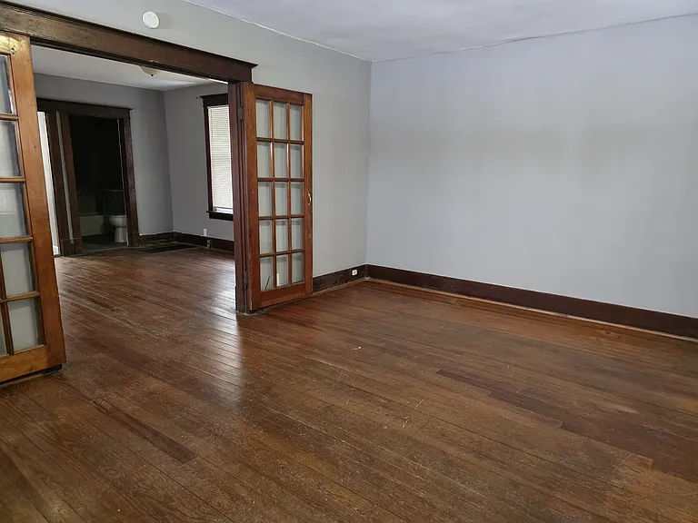 5914 Laura Ave — Photo 7