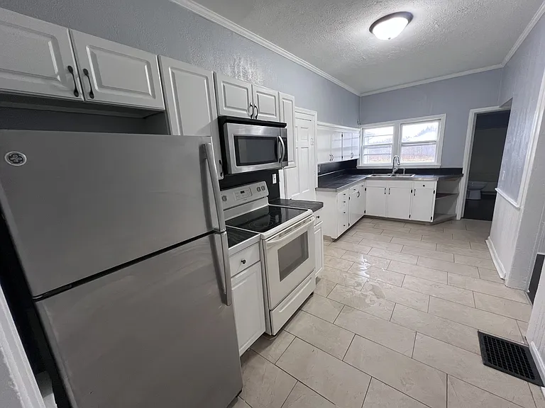3955 E Vermontville Hwy — Photo 3