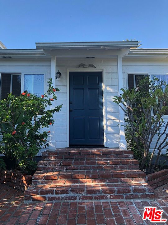 1st image of 739 Marine St