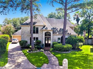 17305 Ponderosa Pines Dr, Houston, TX 77090