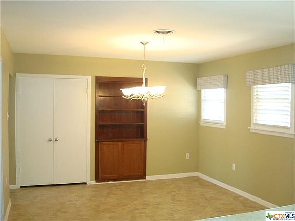 4th image of 1328 Keller Ln