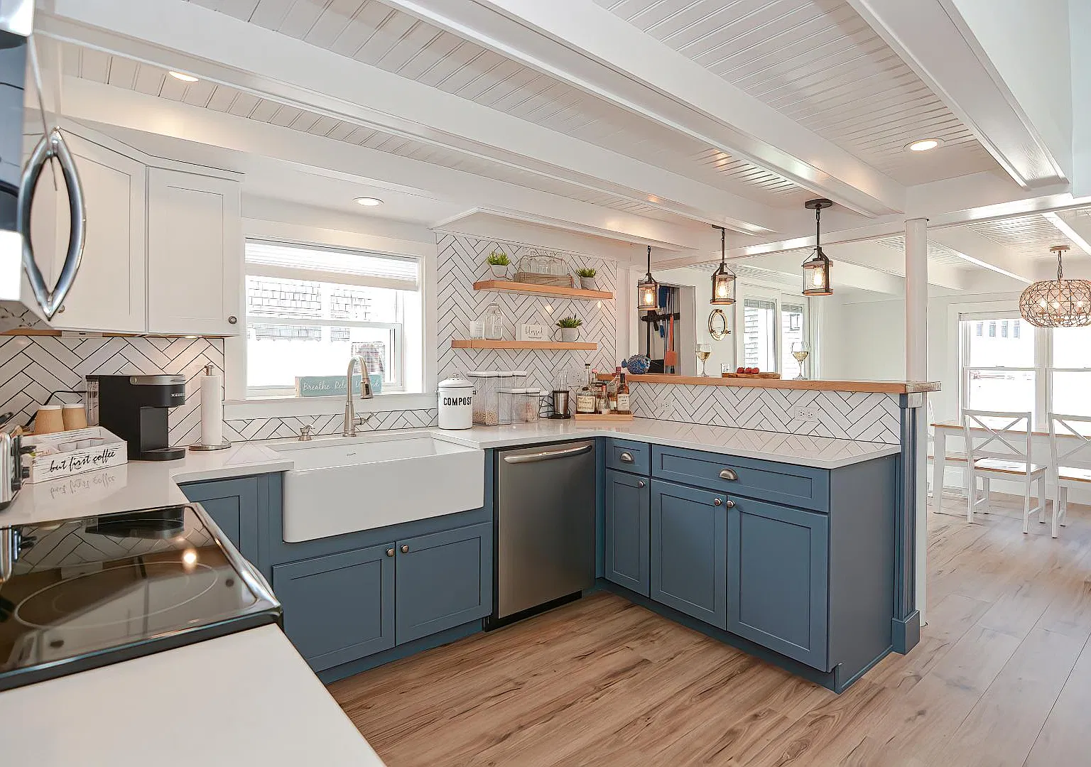135 Taylor Avenue — Photo 3