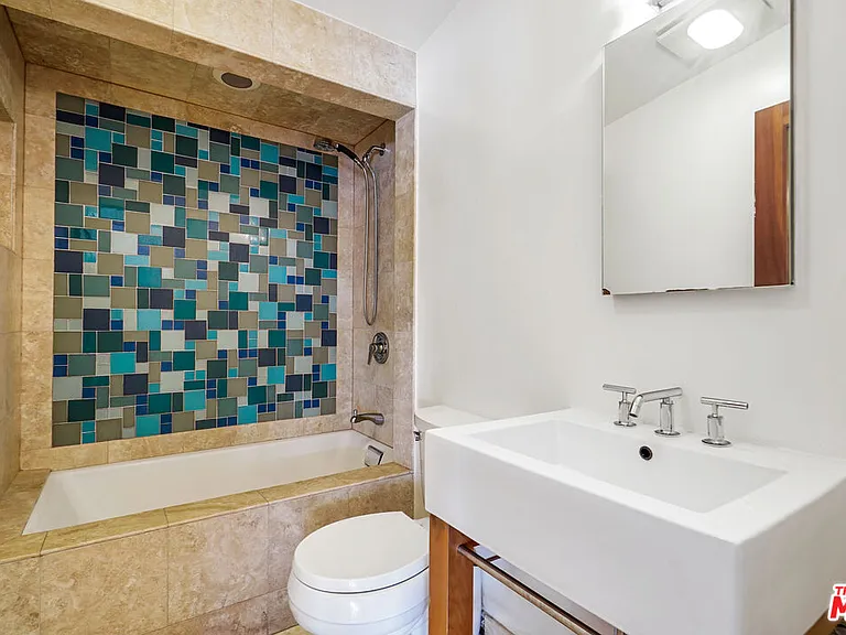30725 Manzano Dr — Photo 45