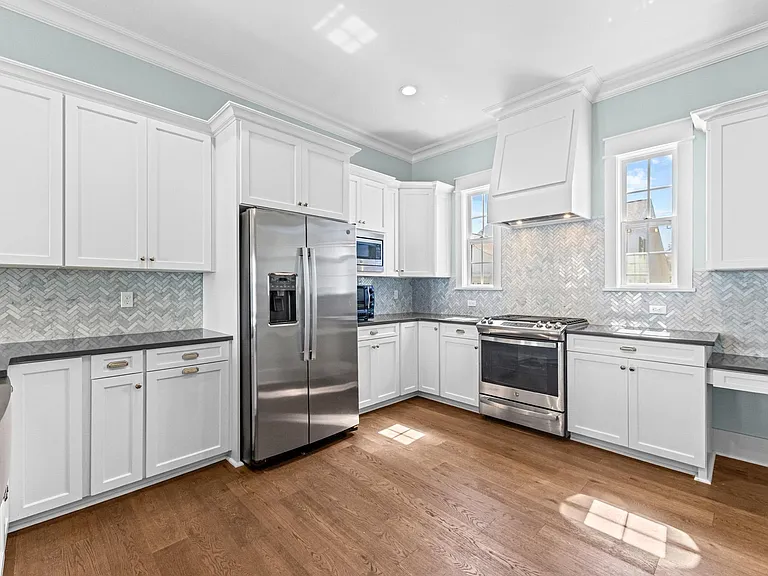 465 Karcher Ave — Photo 15