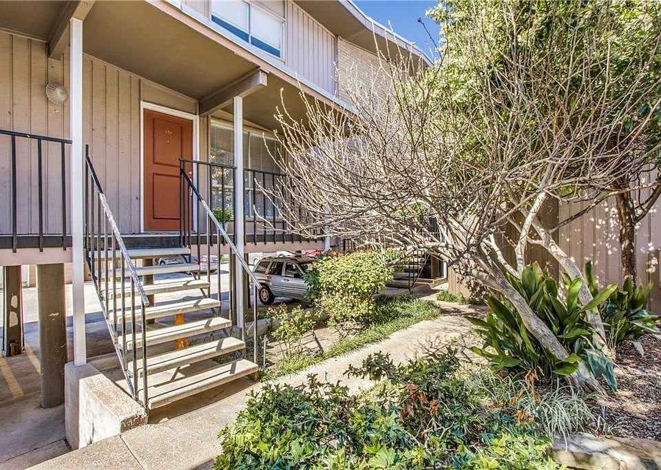 1st image of 2627 Douglas Ave APT 131