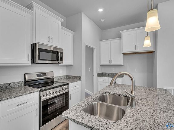 4th image of 15438 Springbrook Trce