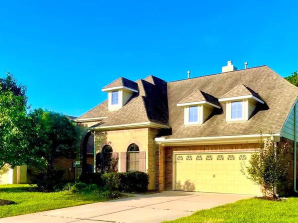 21115 Knight Quest Dr, Tomball, TX 77375