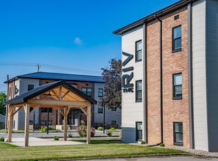 1957 Griswold Dr #M12, Fort Wayne, IN 46805