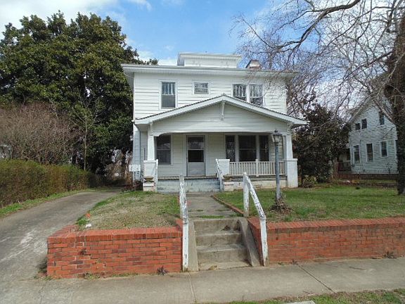 2nd image of 112 W End Blvd
