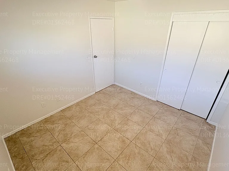 1405 Pacific St — Photo 24