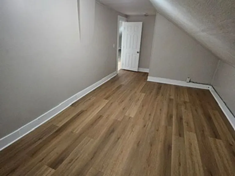 29 Tracy Ave — Photo 5